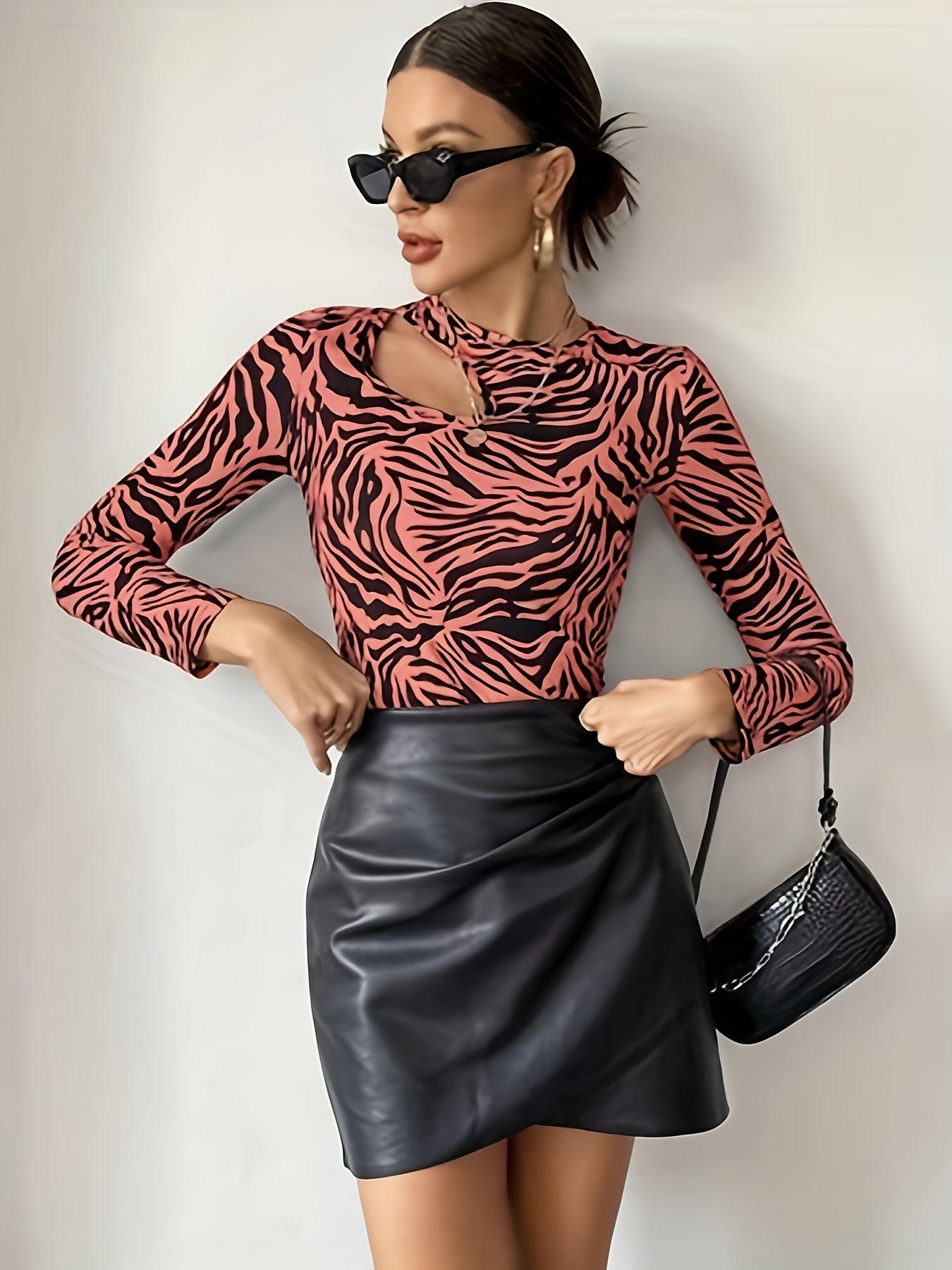 vlovelaw Cutout Zebra Print Crew Neck T-Shirt, Casual Long Sleeve Top For Spring & Fall, Women's Clothing