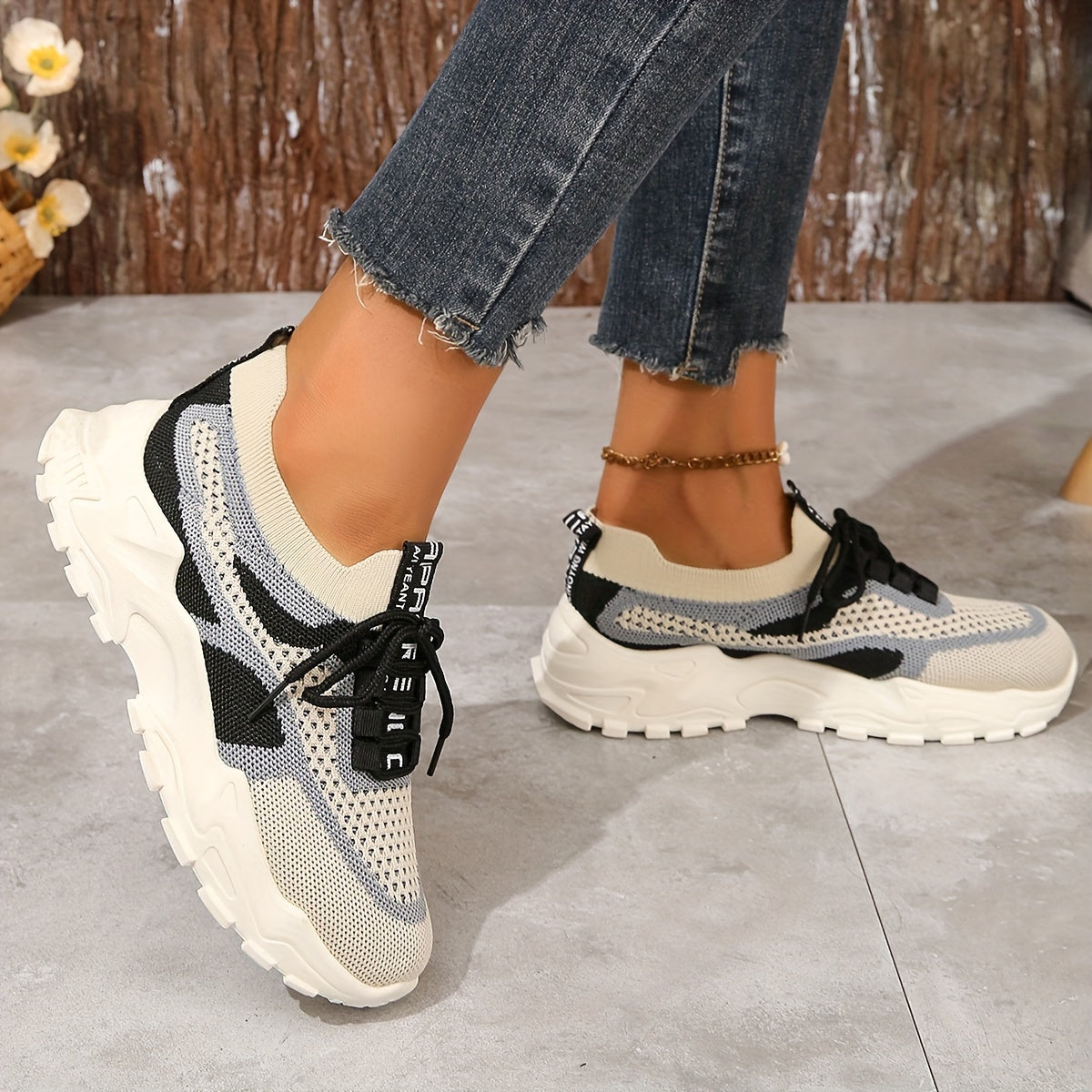 vlovelaw Women's Breathable Mesh Platform Sneakers, Casual Lace Up Outdoor Shoes, Comfortable Low Top Sport Shoes