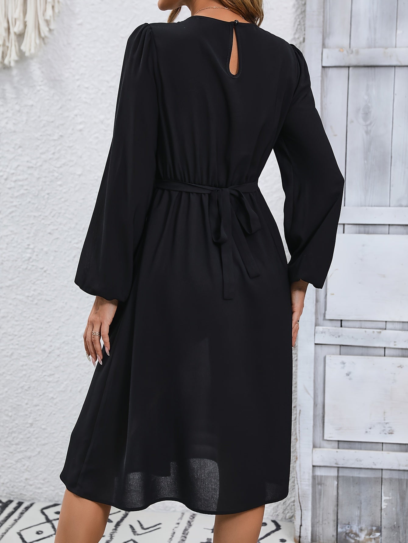 vlovelaw Solid Color Tie Back Dress, Elegant Chain Belt Crew Neck Long Sleeve Dress For Spring & Fall, Women's Clothing