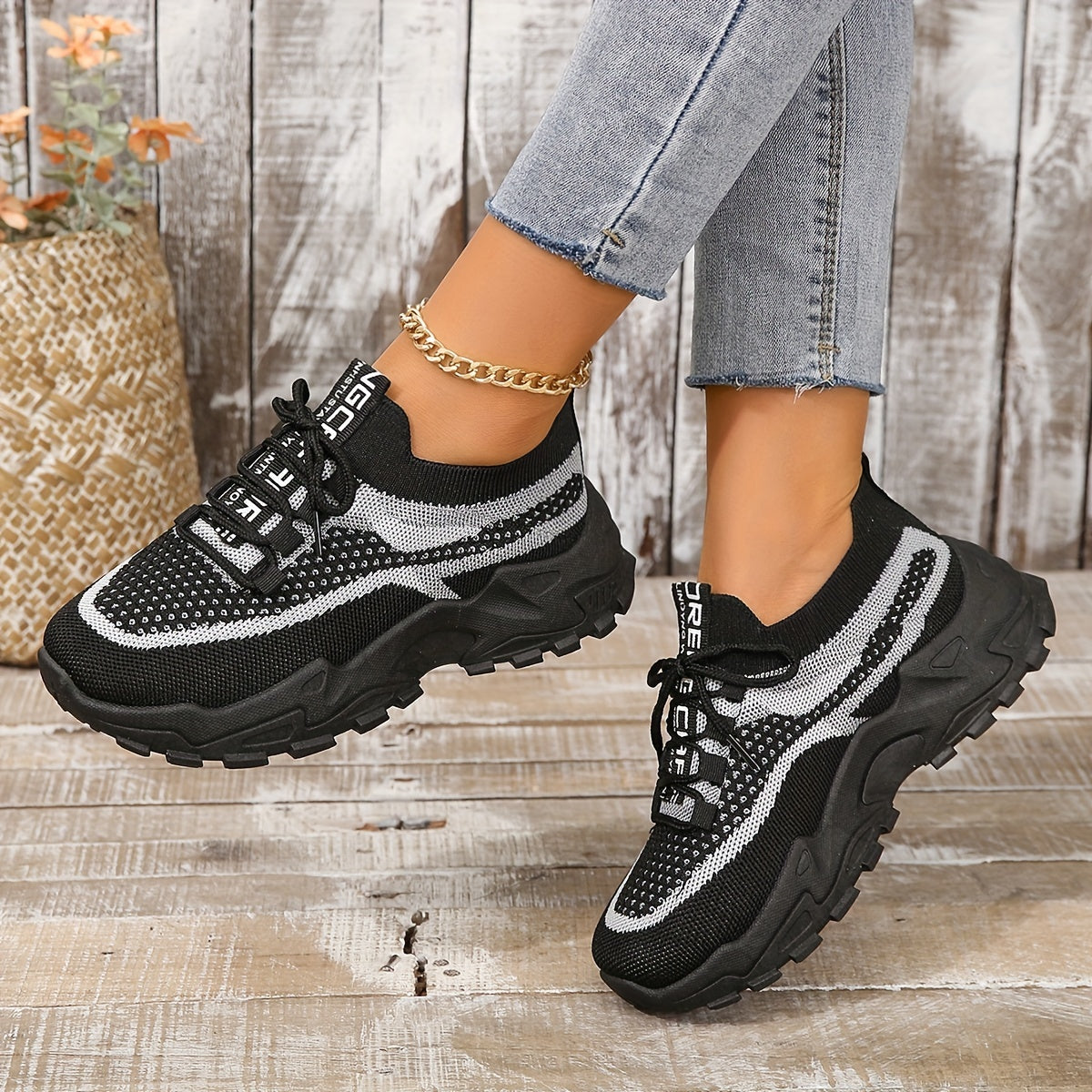 vlovelaw Women's Breathable Mesh Platform Sneakers, Casual Lace Up Outdoor Shoes, Comfortable Low Top Sport Shoes