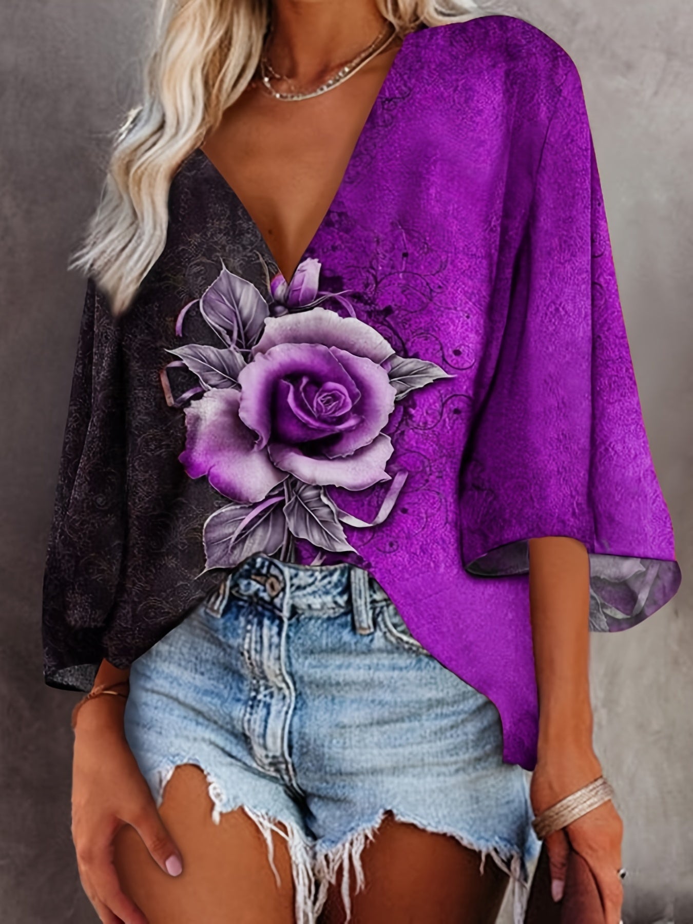 Plus Size Rose Print Bat Sleeve V Neck Top, Women's Plus Medium Stretch Casual T-shirt