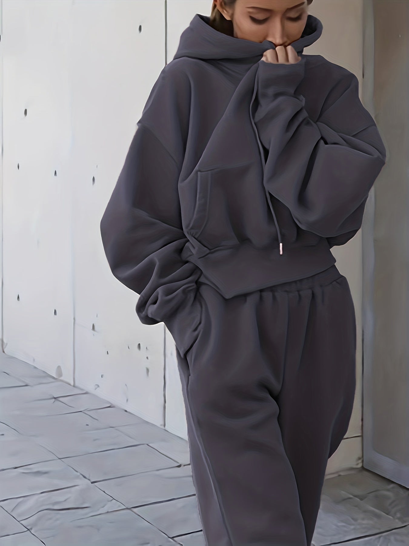 vlovelaw 2pcs Athleisure Set, Oversized Solid Hooded Pocket Drawstring Sweatshirts & Sweatpants Sets, Women's Clothing