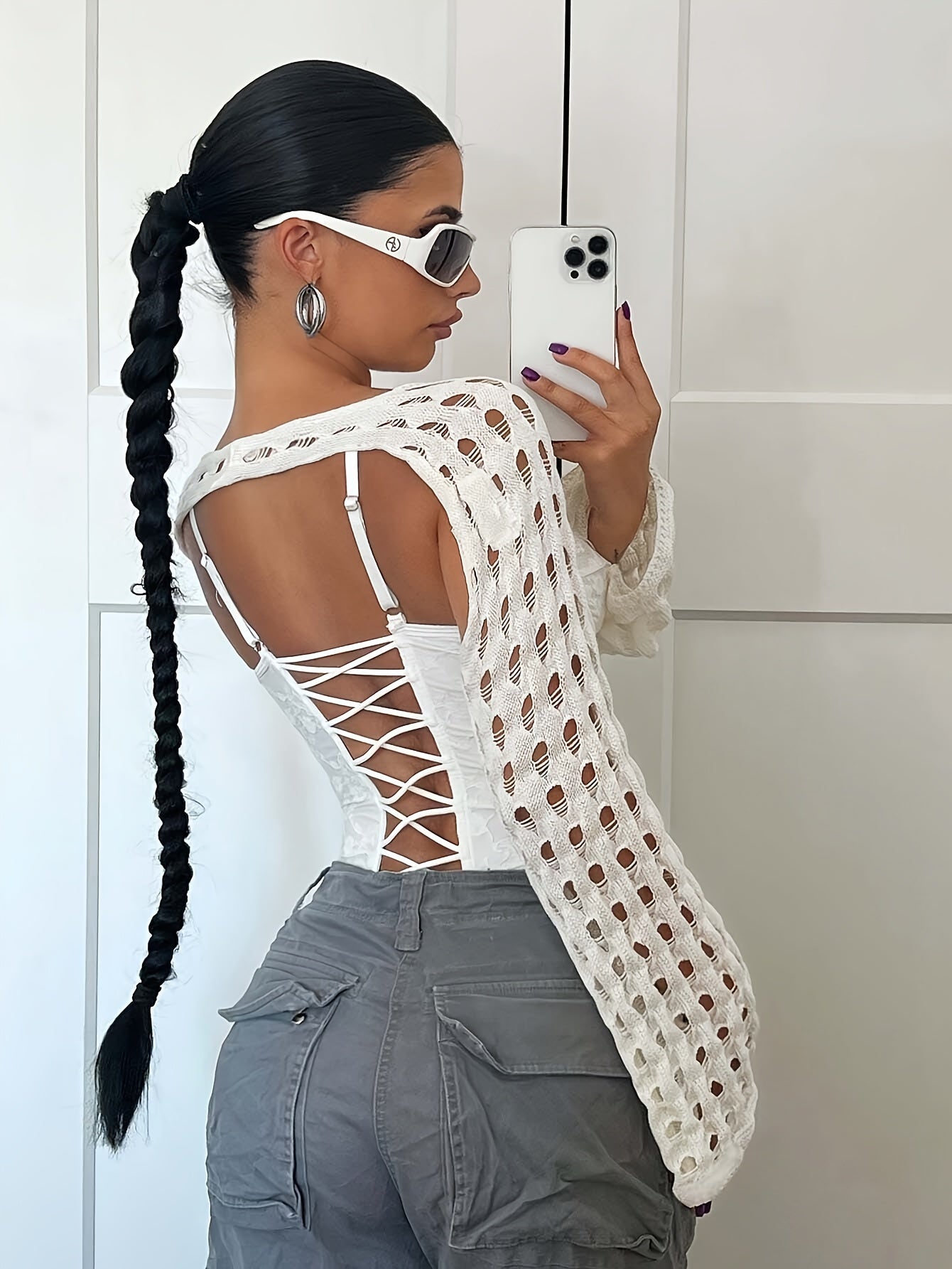 vlovelaw Solid Color Crew Neck Pullover Sweater, Y2K Cut Out Long Sleeve Chain Knitted Sweater For Every Day, Women's Clothing