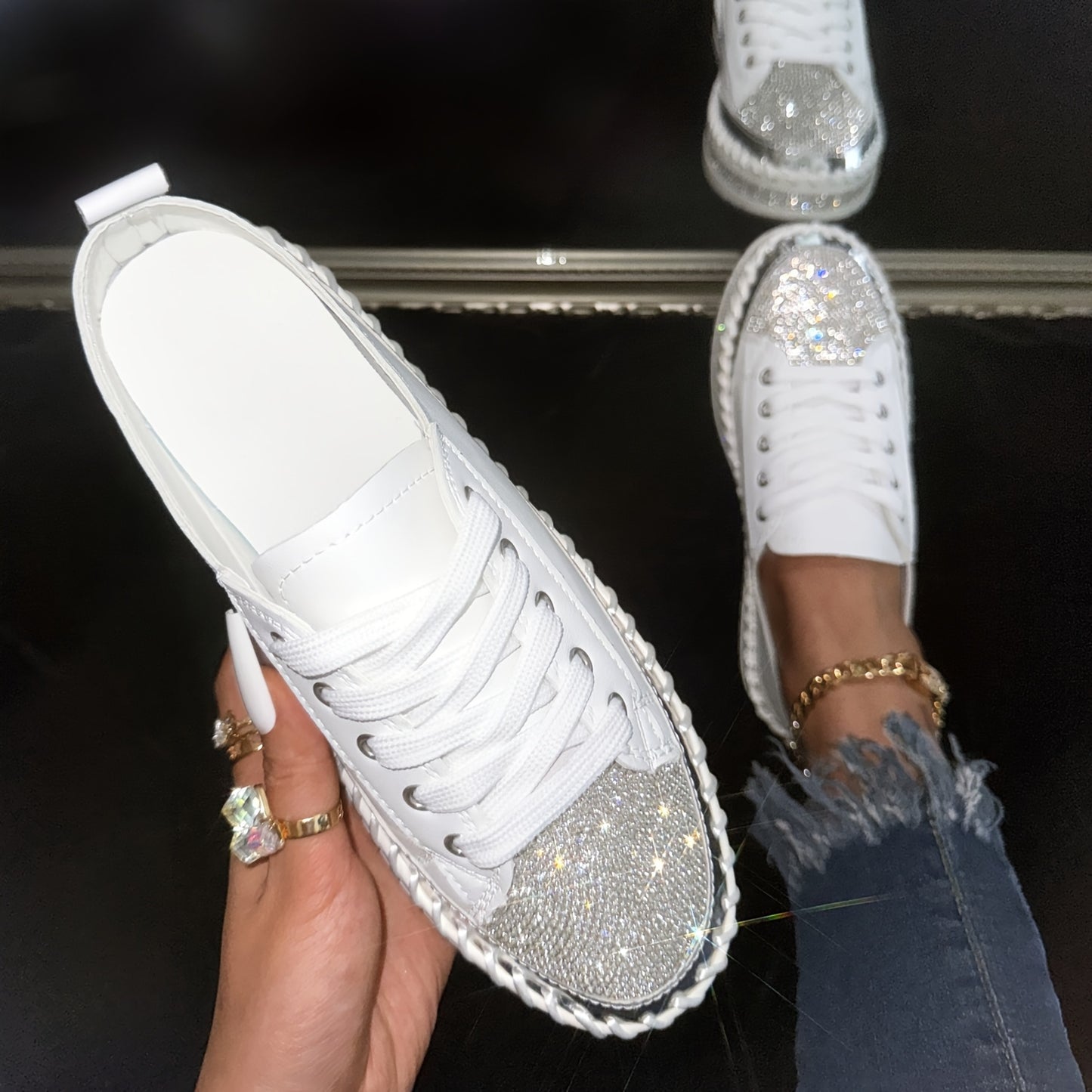 vlovelaw Women's Rhinestone Flat Sneakers, Fashion Round Toe Lace Up Low Top Skate Shoes, All-Match Outdoor Trainers