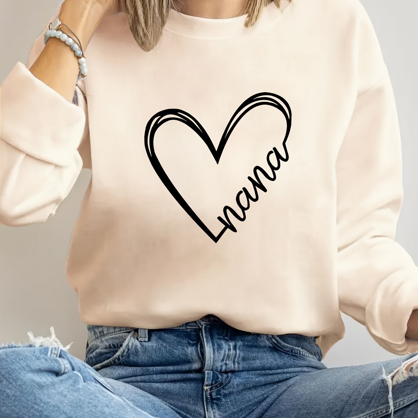 vlovelaw Heart Print Round Neck Sweatshirt, Long Sleeve Crew Neck Sports Pullover Sweatshirt, Women's Activewear