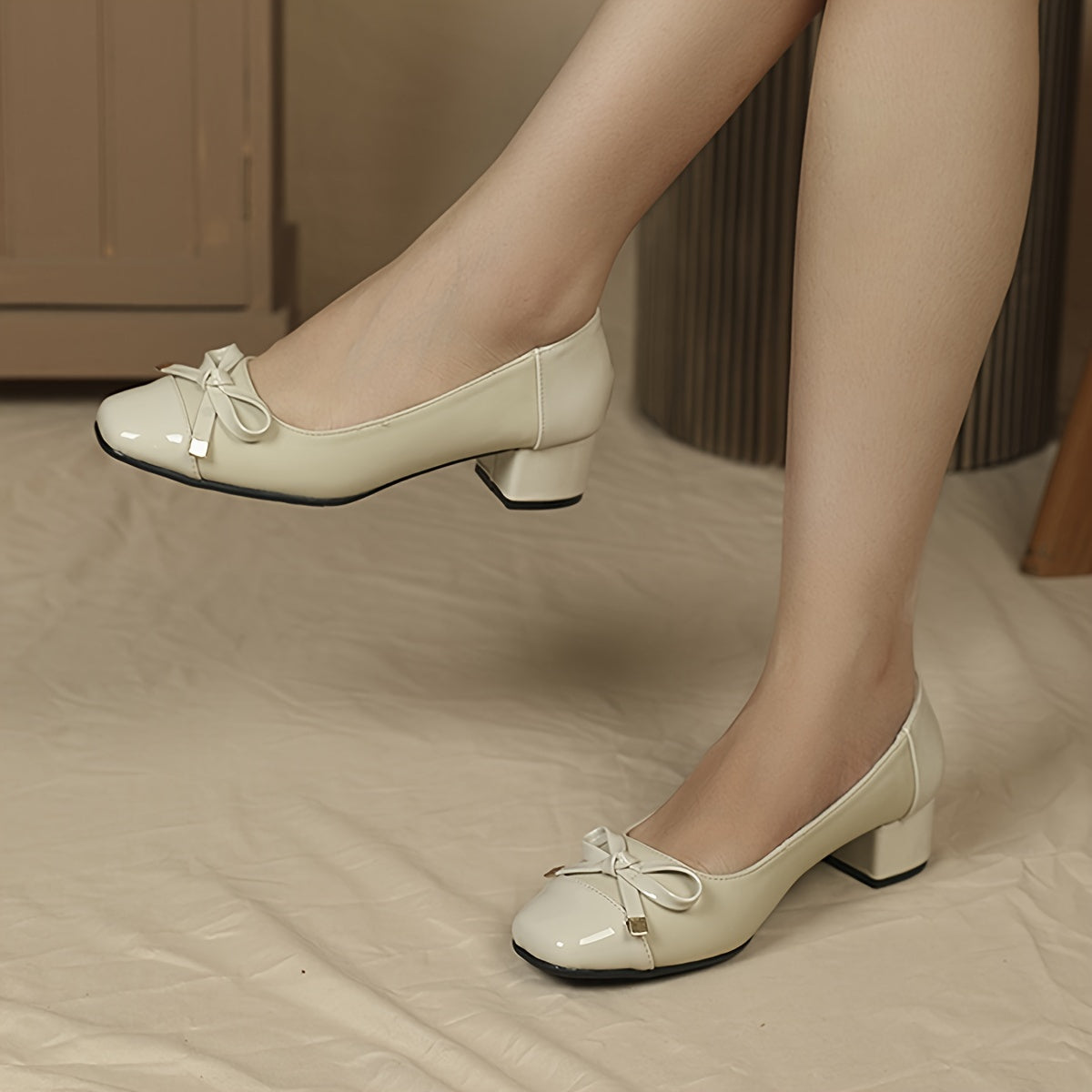 vlovelaw  Women's Low Heel Bowknot Pumps, Round Toe Slip-on Chunky Heel, Comfortable Casual Shoes