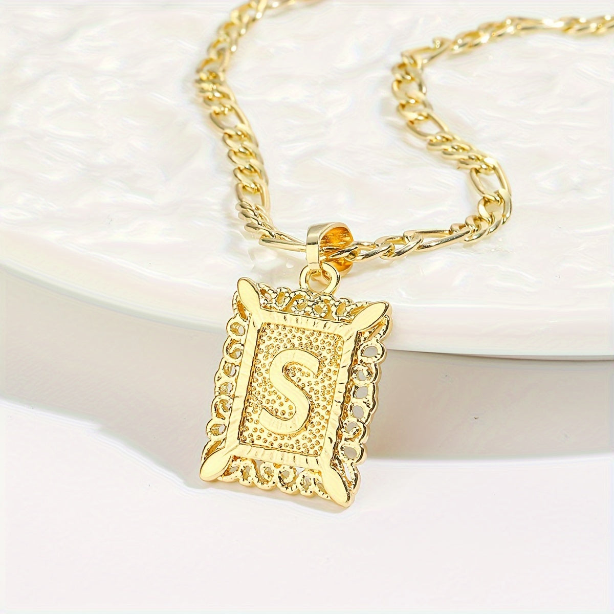 18K Gold Plated Square Monogram Pendant Necklace - Fashionable Personalized Alphabet Letter A-Z Figaro Chain Necklace for Men and Women - Copper Material, No Magnetic, No Mosaic, Plating-Free, Stylish Jewelry for Any Occasion