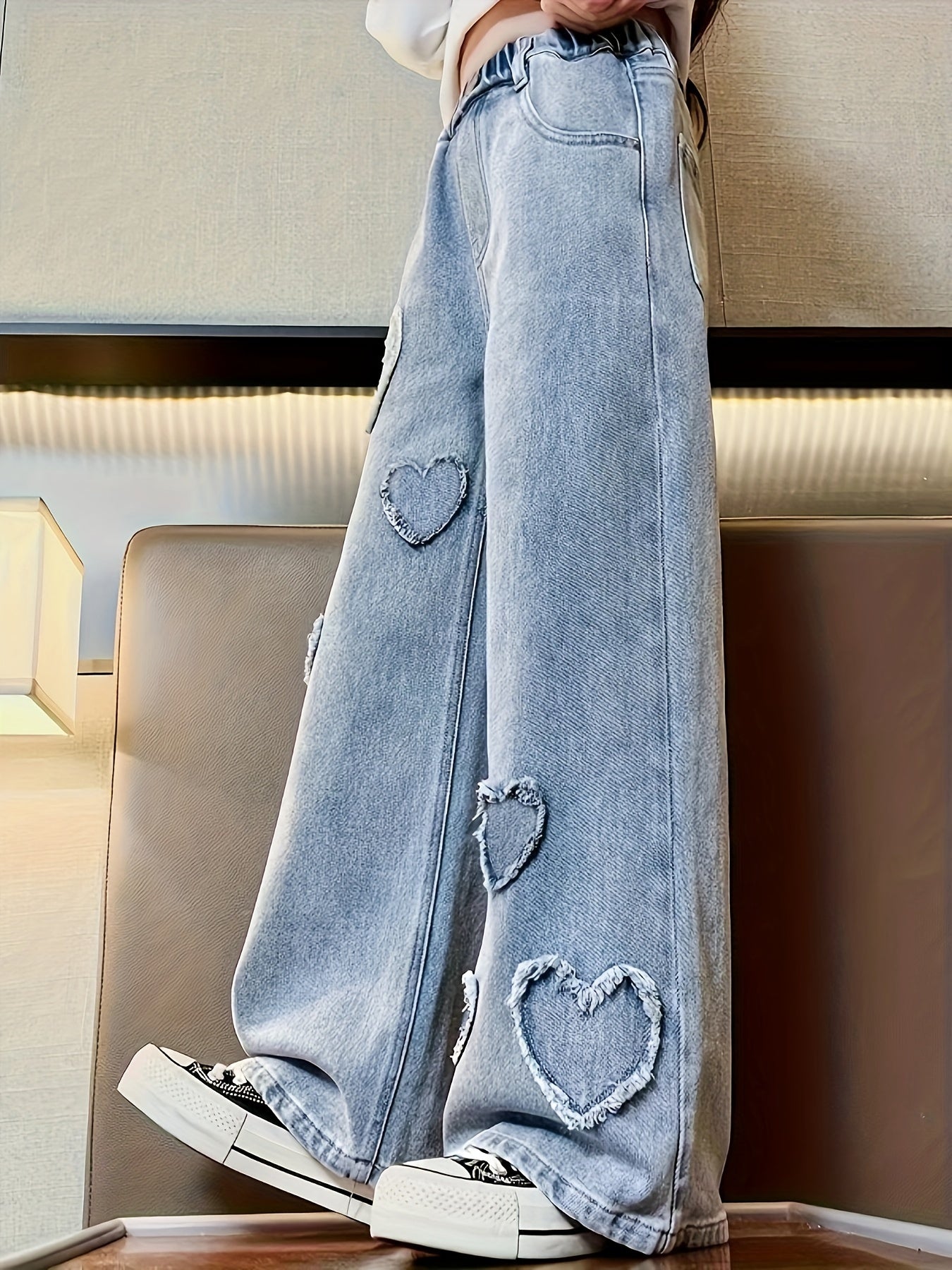 Girls Fashion High-Rise Loose Jeans Hearts Design Light Blue Denim Trousers For Street Going Out