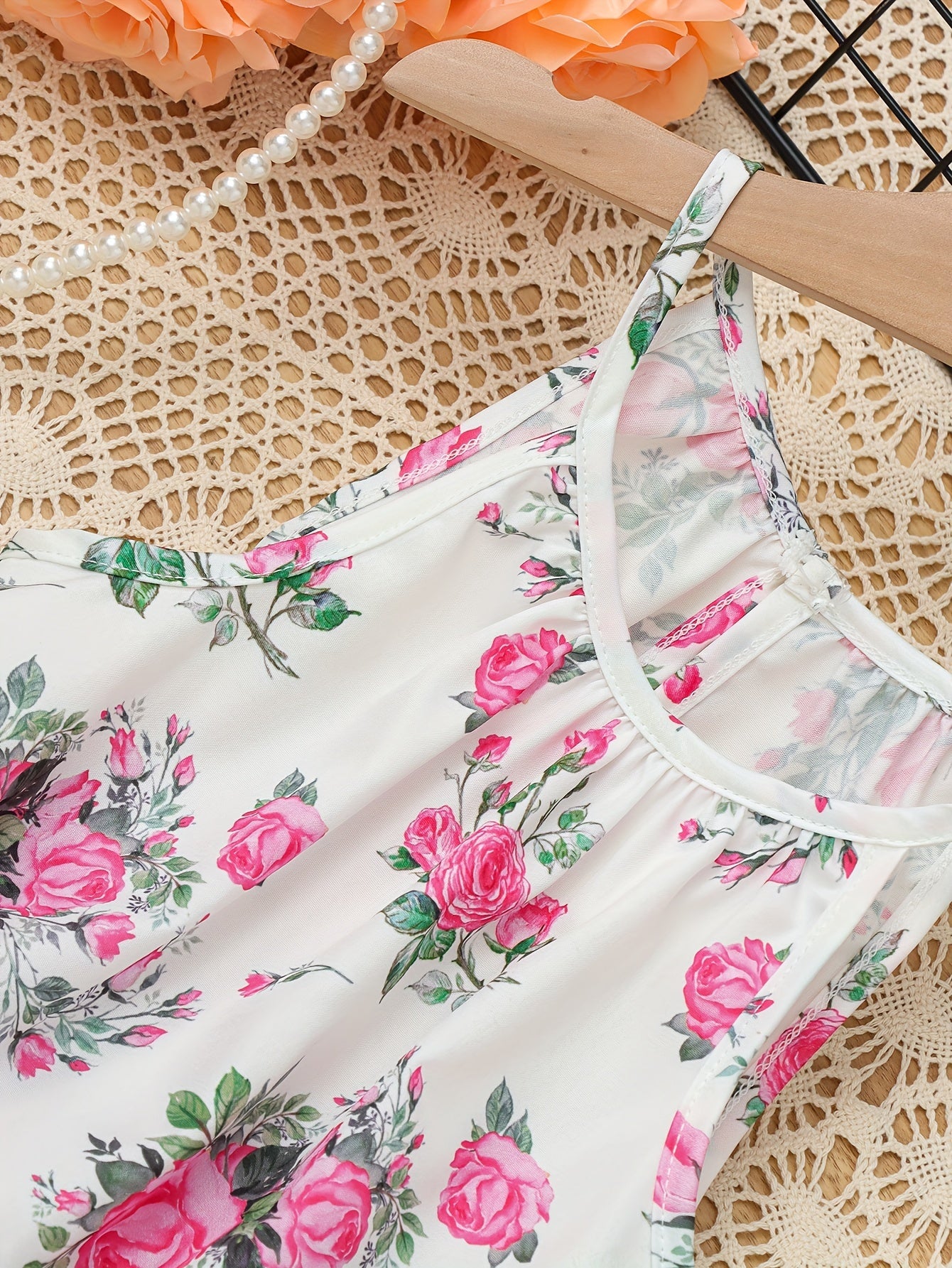 Adorable Vintage-Inspired Girls Floral Halter Dress - Flowy & Breathable for Summer Holidays, Perfect Festive Party Wear & Gift Idea