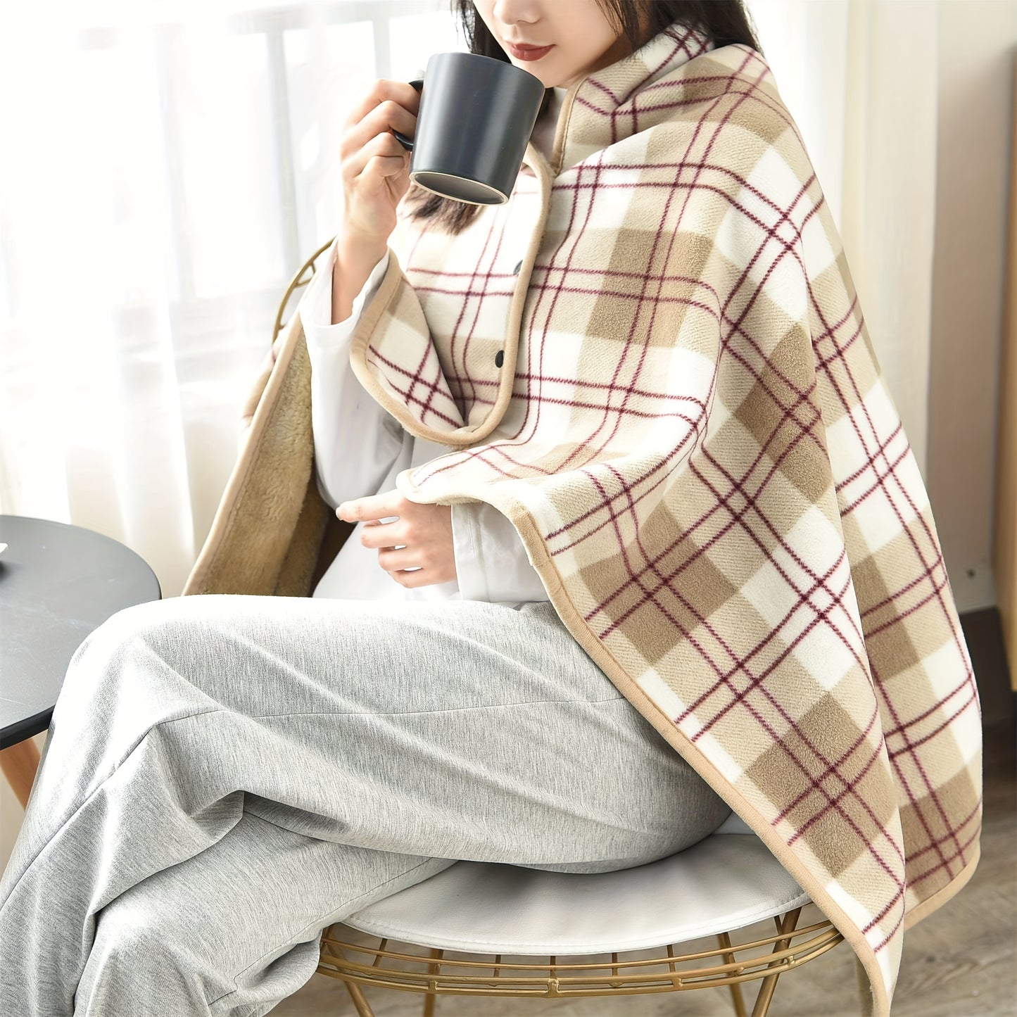 1pc Multifunctional Shawl Blanket With Double Layer Thick Plaid Pattern Polar Fleece Throw Blanket Autumn And Winter Office Wearable Blanket