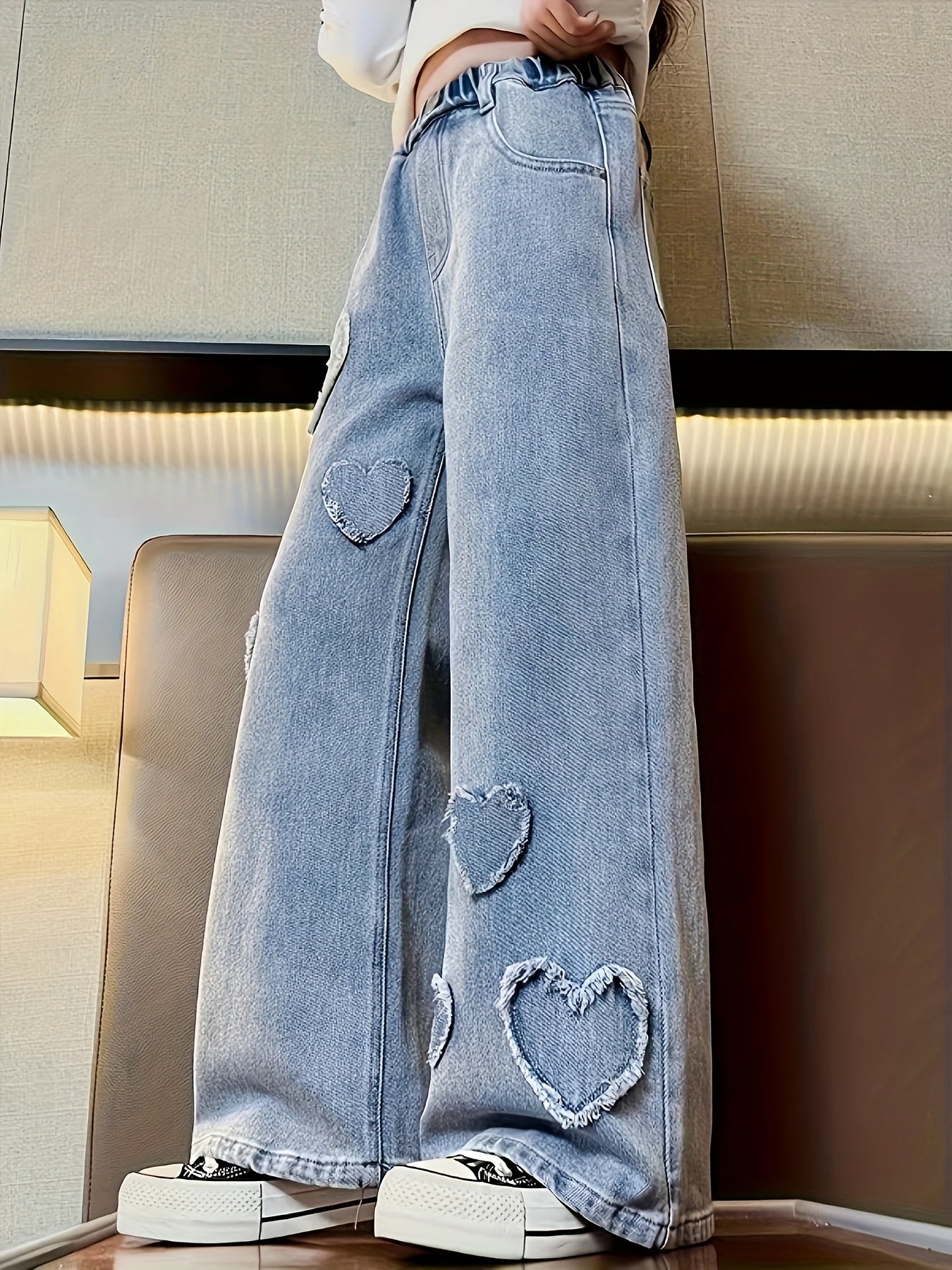 Girls Fashion High-Rise Loose Jeans Hearts Design Light Blue Denim Trousers For Street Going Out
