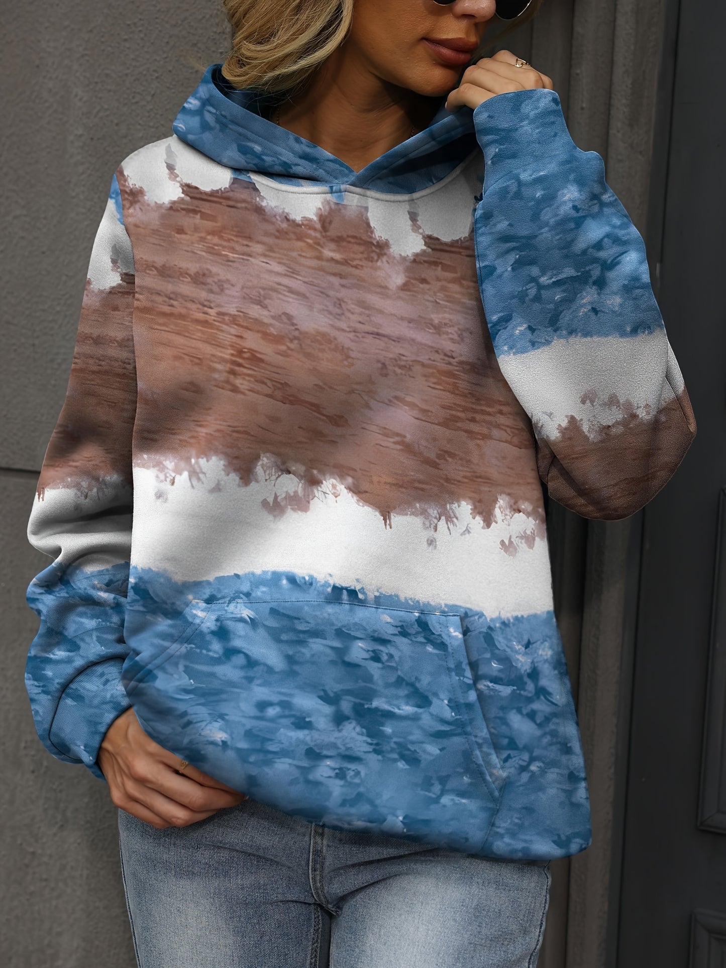 vlovelaw Plus Size Casual Sweatshirt, Women's Plus Colorblock Striped Long Sleeve Hooded Slight Stretch Sweatshirt With Kangaroo Pocket