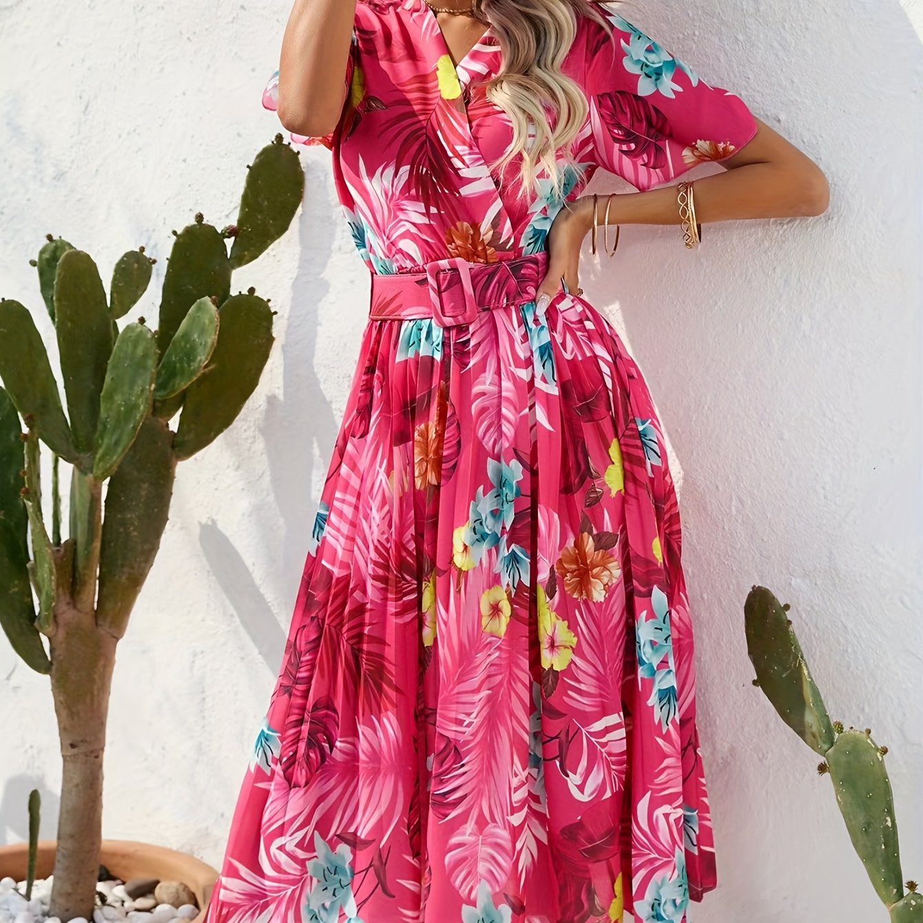 vlovelaw Floral Print Pleat Dress With Belt, Boho Surplice Neck Short Sleeve Dress For Spring & Summer, Women's Clothing