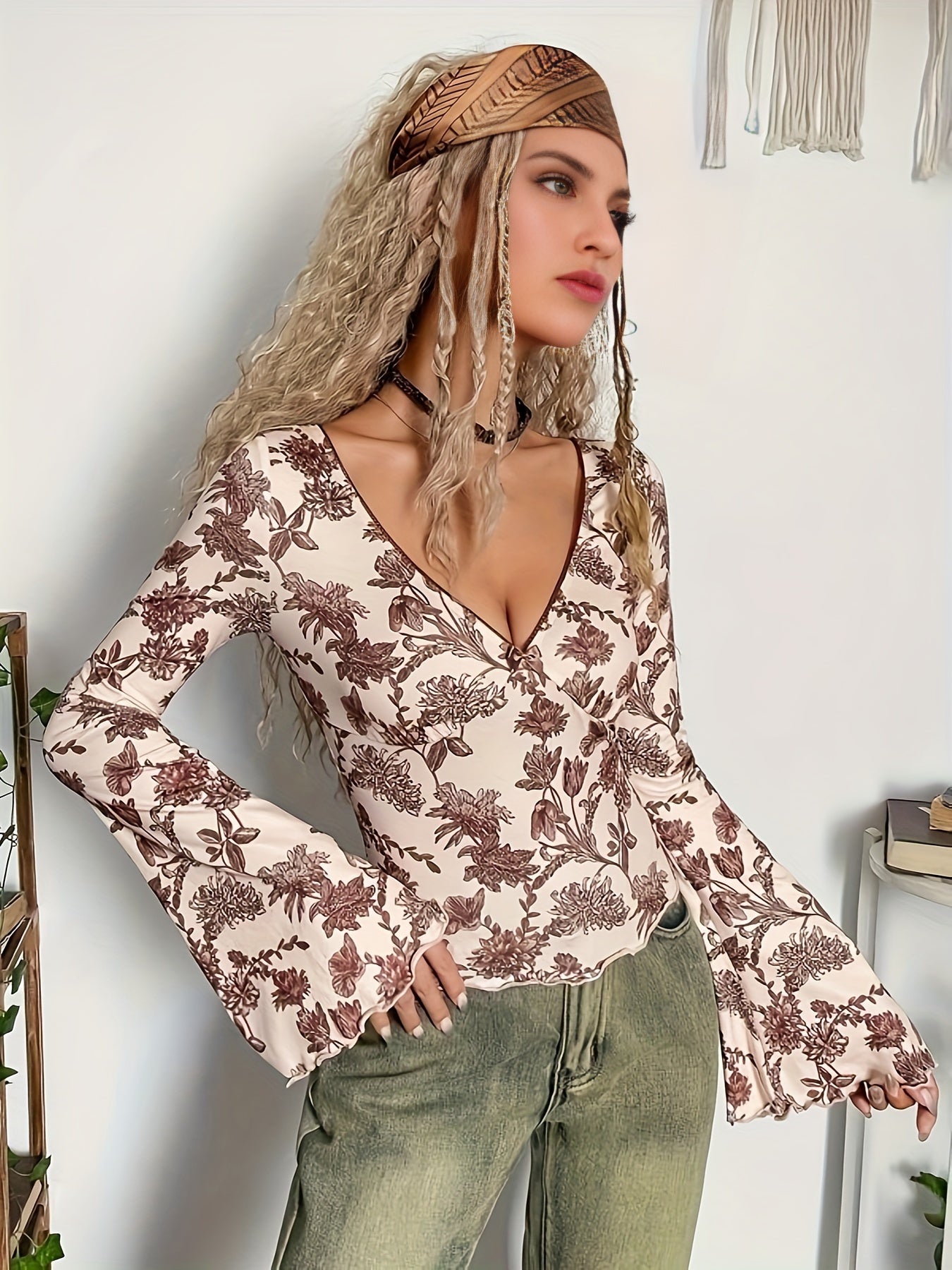 Floral Print V Neck T-shirt, Casual Flare Sleeve Lettuce Trim Top, Women's Clothing