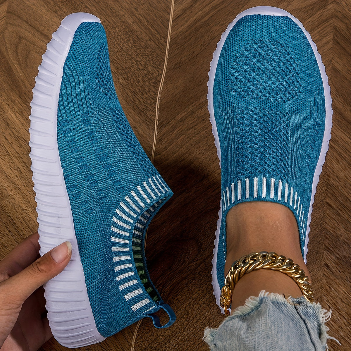 vlovelaw Women's Breathable Knit Sneakers, Casual Lace Up Outdoor Shoes, Lightweight Mesh Low Top Shoes