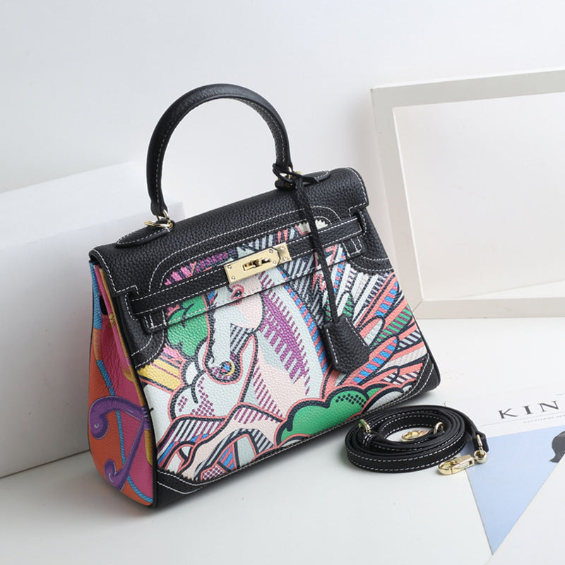 VLOVELAW 2025 New Fashion Printed Graffiti Kai Bag Cartoon Pattern Leather Women's Bag First Layer Cowhide One Shoulder Crossbody Handbag