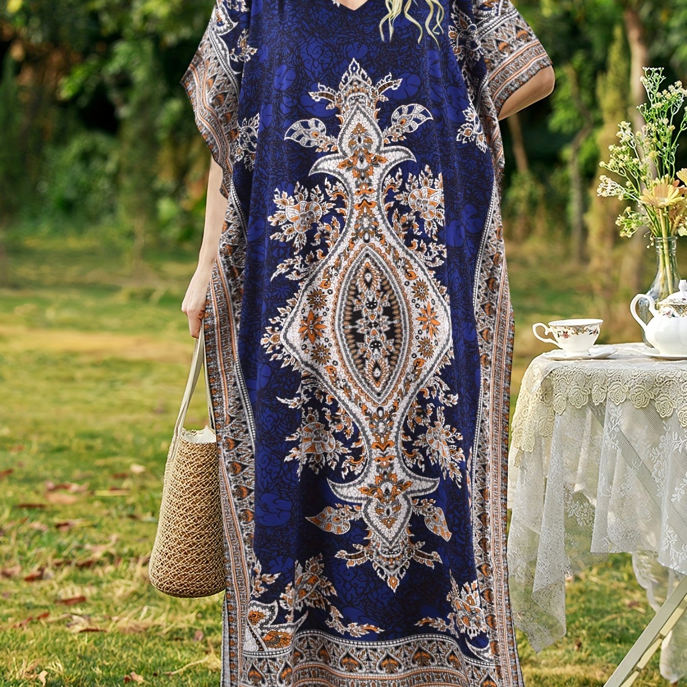 Graphic Print V-neck Dress, Casual Short Sleeve Split Dress For Spring & Summer, Women's Clothing