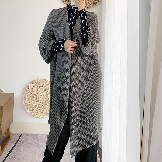 2025 irregular design dress women's high-end large-size autumn new high-end cardigan with skirt