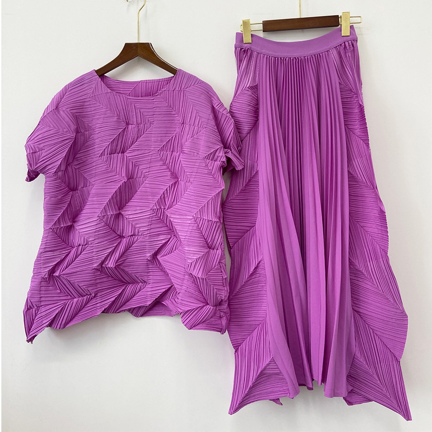 2025 Hot-selling women's suit summer two-piece set high-end irregular casual T-shirt short-sleeved top versatile skirt