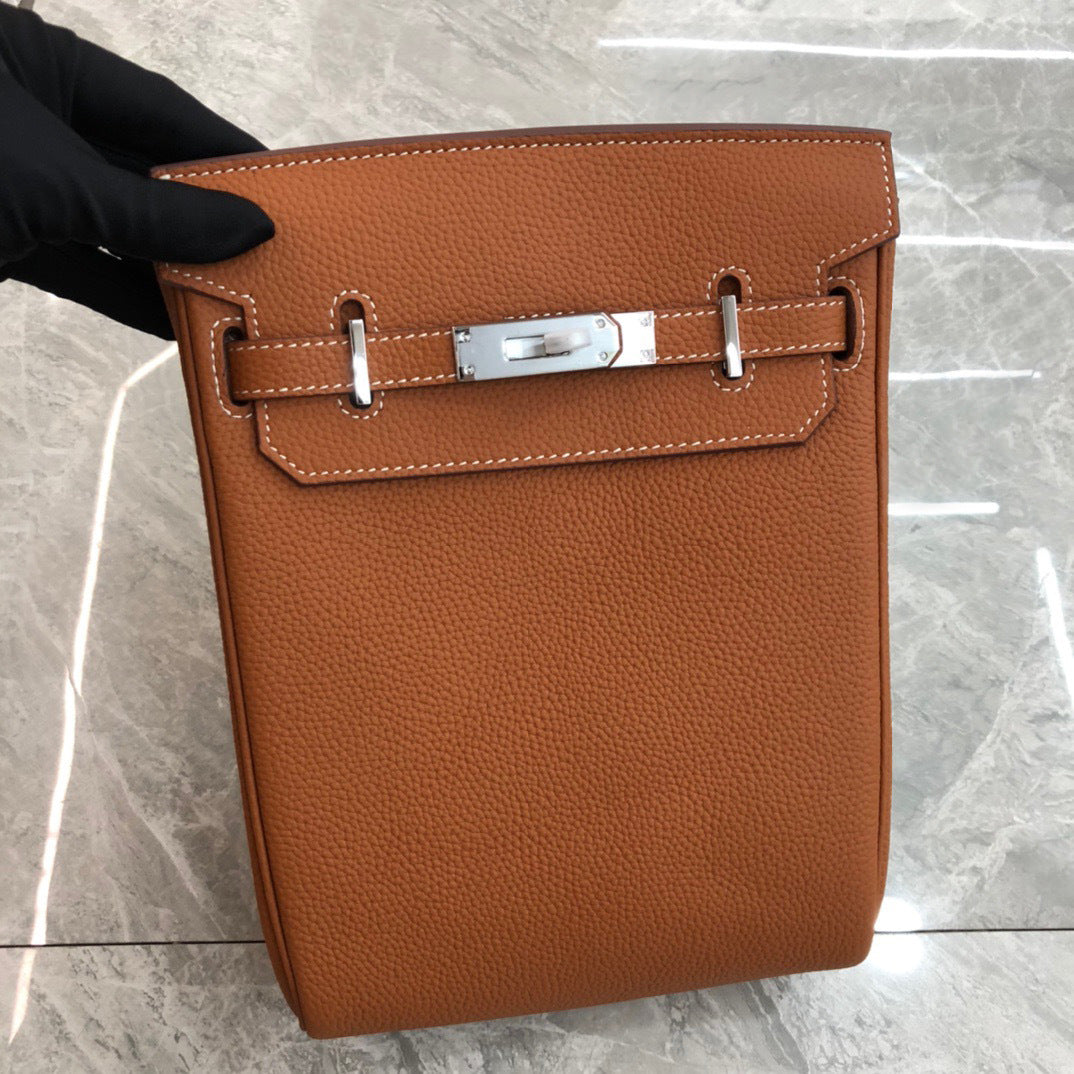 VLOVELAW 2025 Universal bag popular new Kai breast bag togo cowhide simple and fashionable shoulder bag first layer cowhide oblique backpack