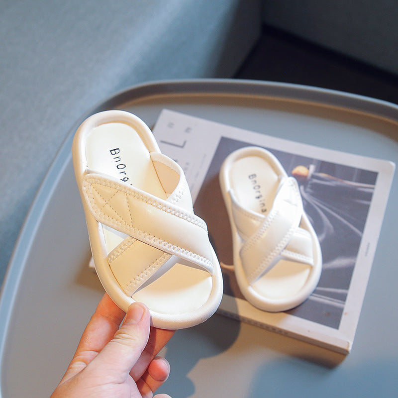 VLOVELAW Girls' Slipper Summer New Soft Bottom Outdoor Fashion Comfortable Korean Style Cross Strap Sandals Wholesale