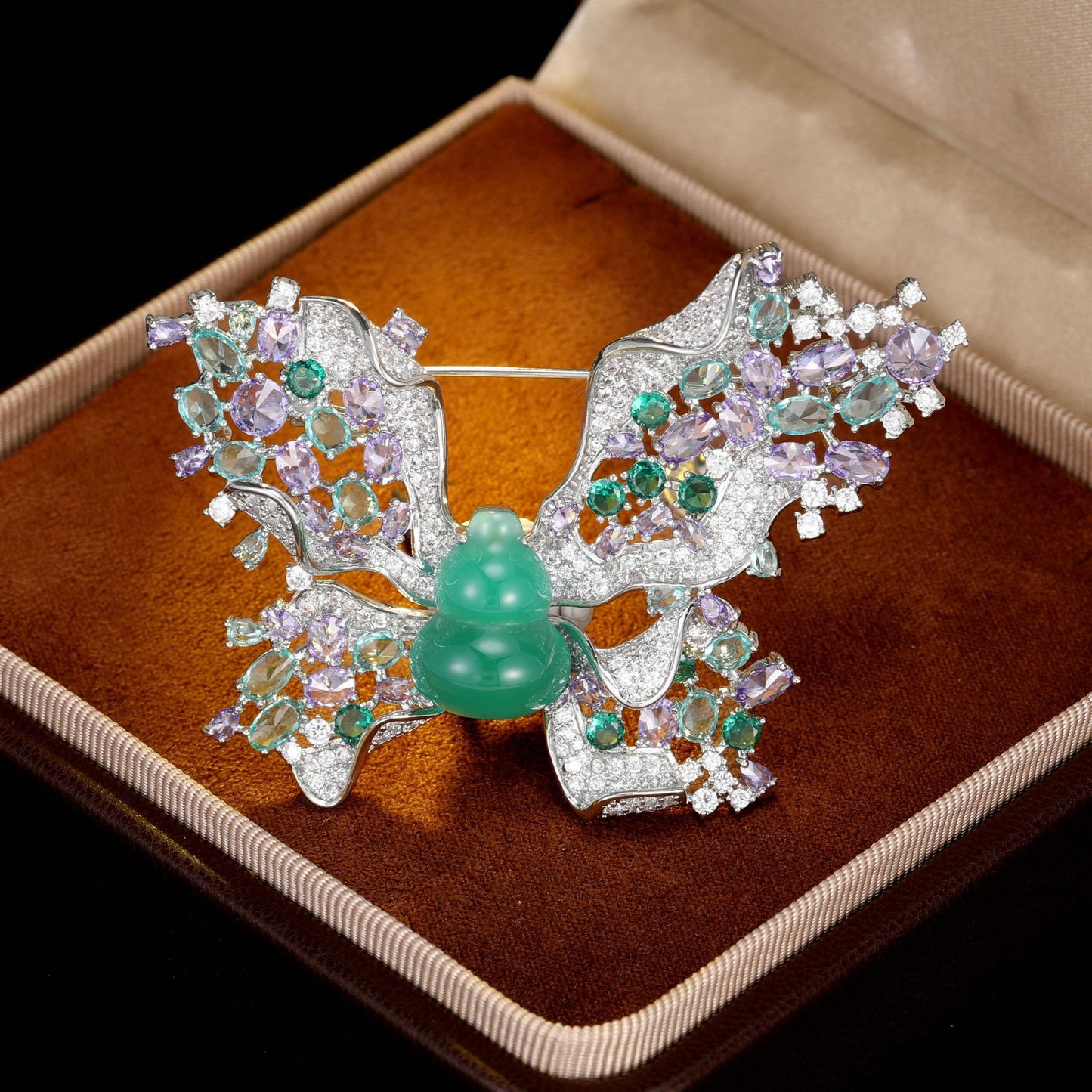 2025 National style high-end jade gourd butterfly brooch high-end sense slightly inlaid zircon luxury coat elegant suit pin brooch