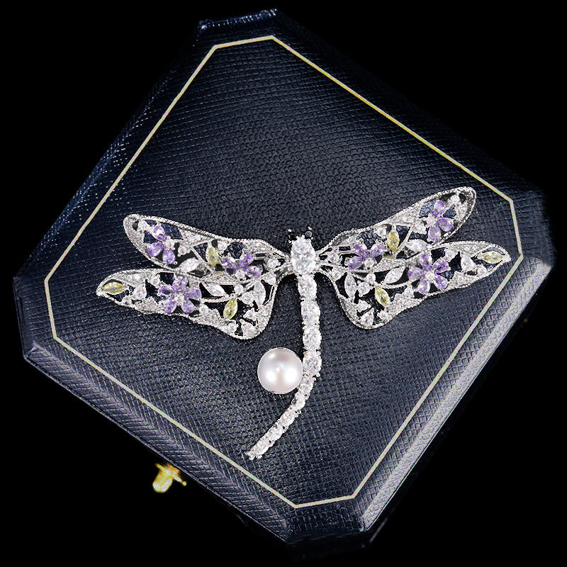 2025 High-end exquisite freshwater pearl dragonfly brooch women's high-end fashion coat coat corsage anti-light accessories women