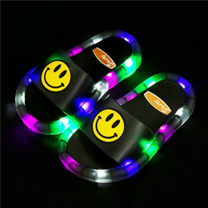 VLOVELAW Online Influencer Fashion Luminous Children's Slippers Strawberry Crystal Shoes Shiny Color Light Girlfriends Girls Shiny Sandals