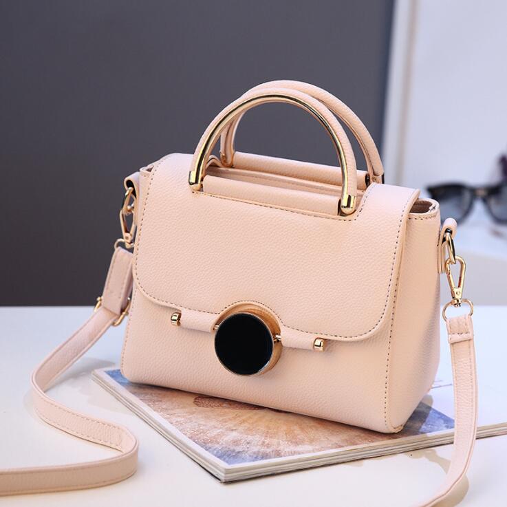 VLOVELAW Small Bag for Women 2022 New Korean Style Shoulder Messenger Bag for Women Versatile Handbag Fashion Women's Small Square Bag Generation