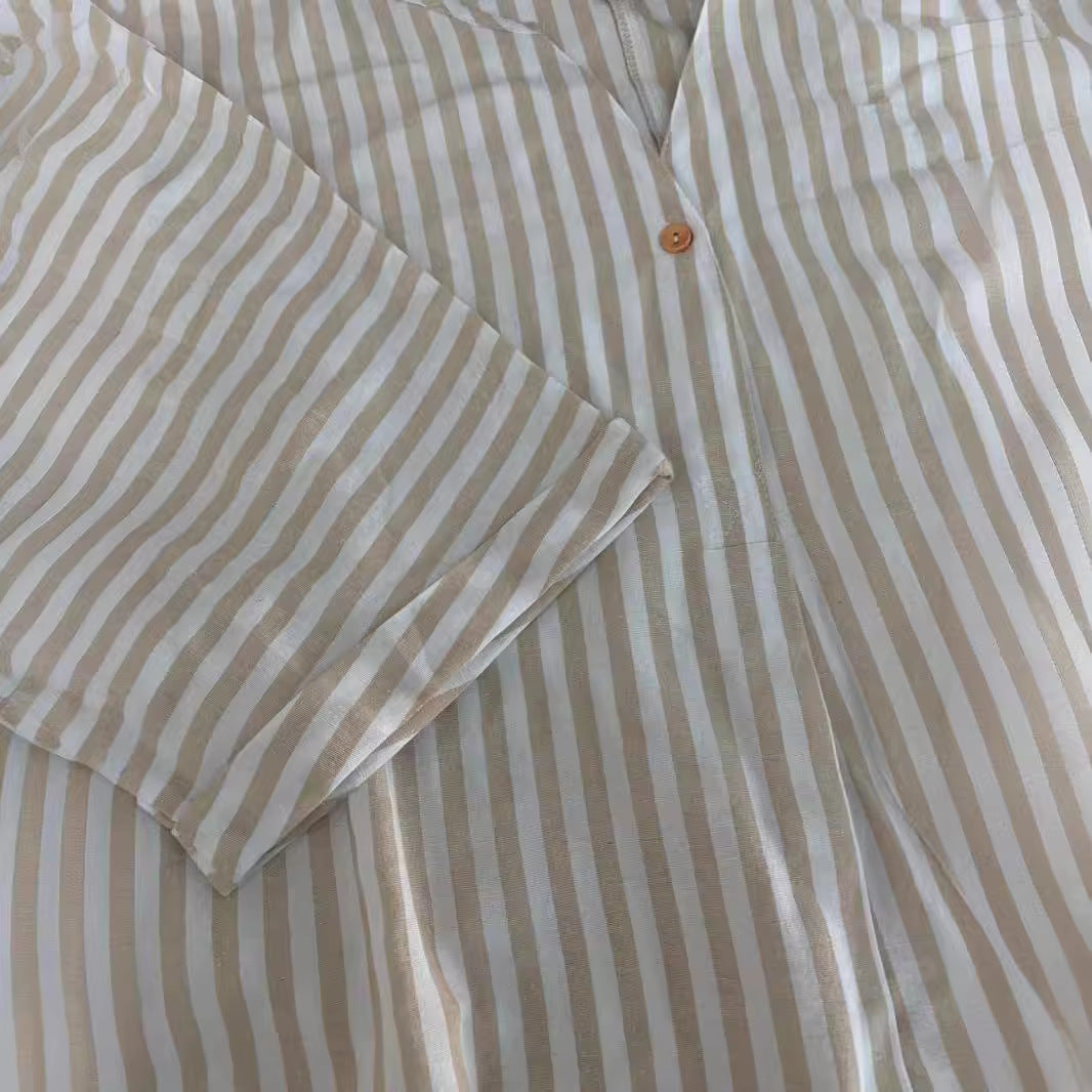 VLOVELAW New V-neck Striped Loose Short-Sleeved Cotton and Linen Shirt Leisure Artistic Versatile Top in Stock