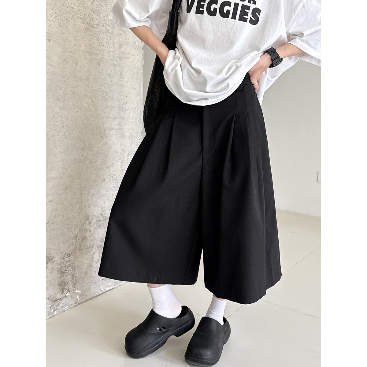 Luxi Japanese casual suit eight-point shorts women's summer new commuter pleated loose wide-leg straight-leg pants 1876