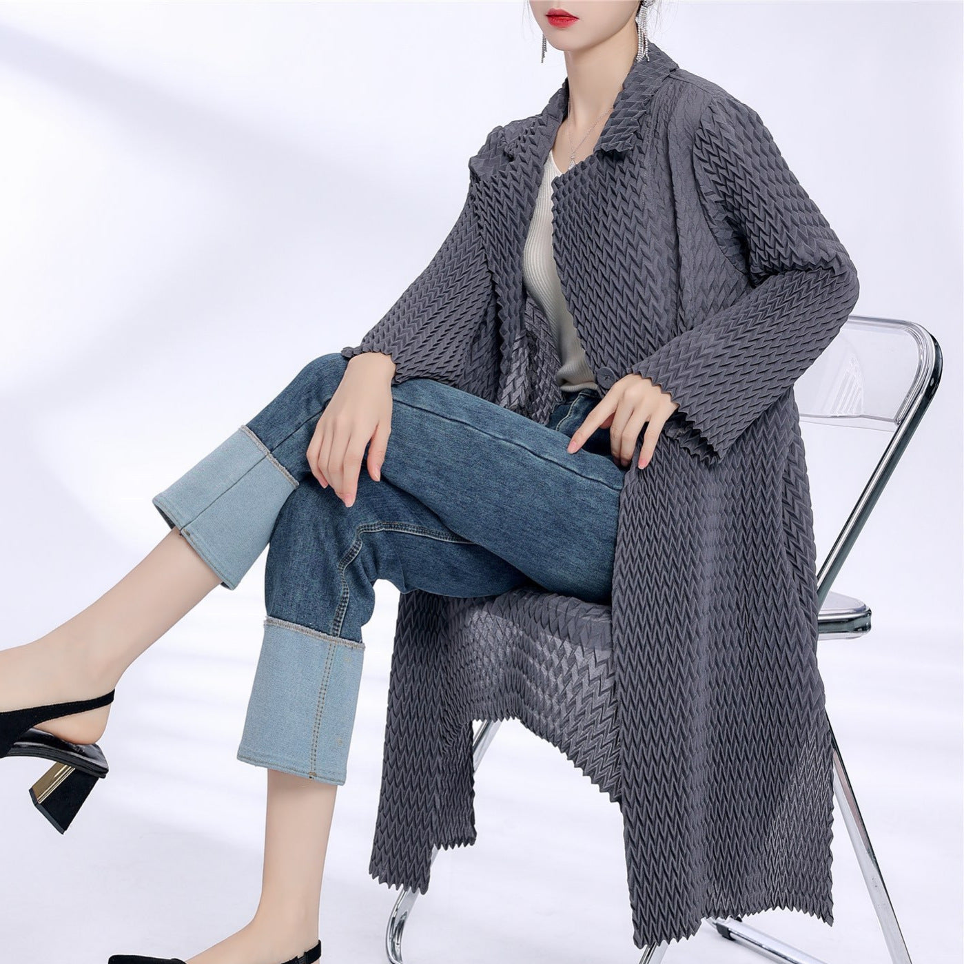 2025 three-dimensional pleated trench coat women's medium and long high-end spring and autumn women's clothing new high-end cardigan jacket women