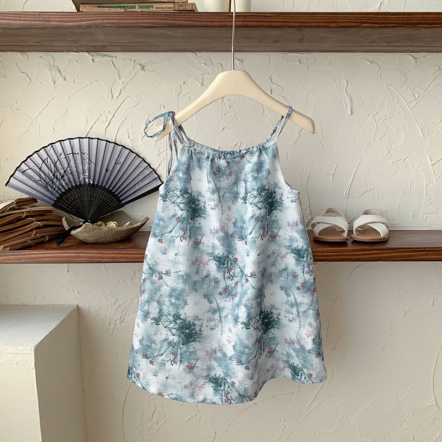VLOVELAW Summer New Girls' Dress Children's Chinese Style Ink Painting Western Style Suspender Skirt Thin Breathable Beach Princess Dress