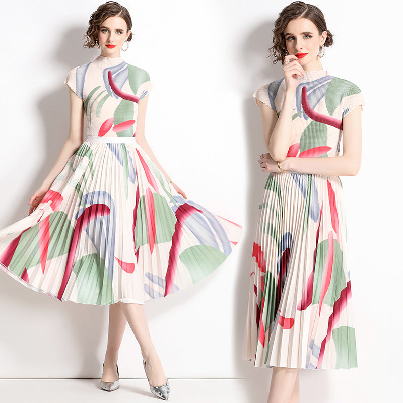 Spring and summer new pleated suit women's short-sleeved printed T-shirt skirt fashion temperament two-piece set
