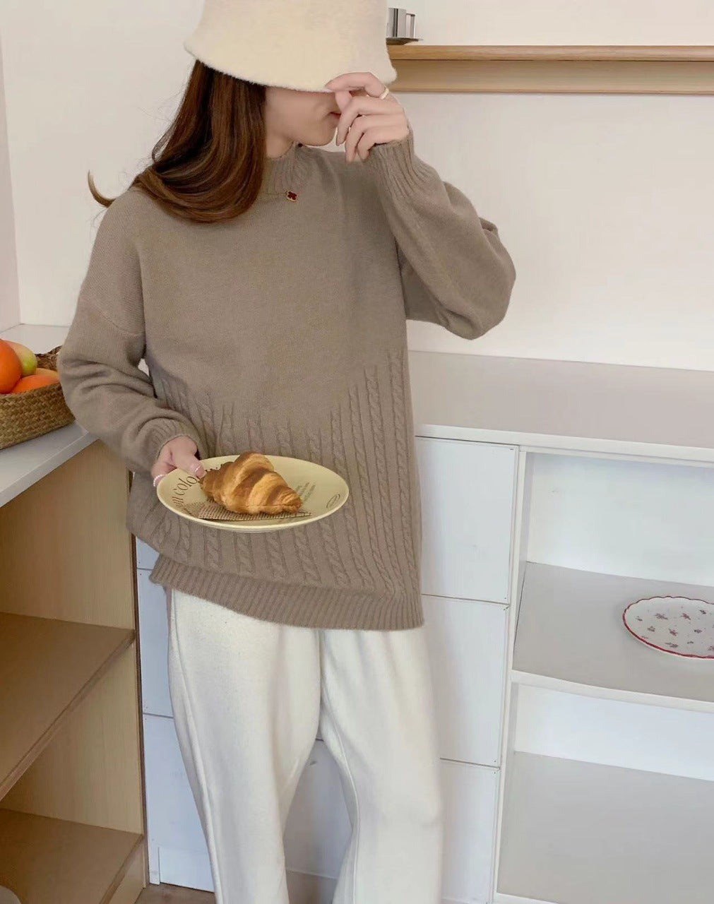 VLOVELAW Korean version of casual soft waxy pullover sweater women's New autumn and winter soft lazy wind loose and thin knitted sweater women's top