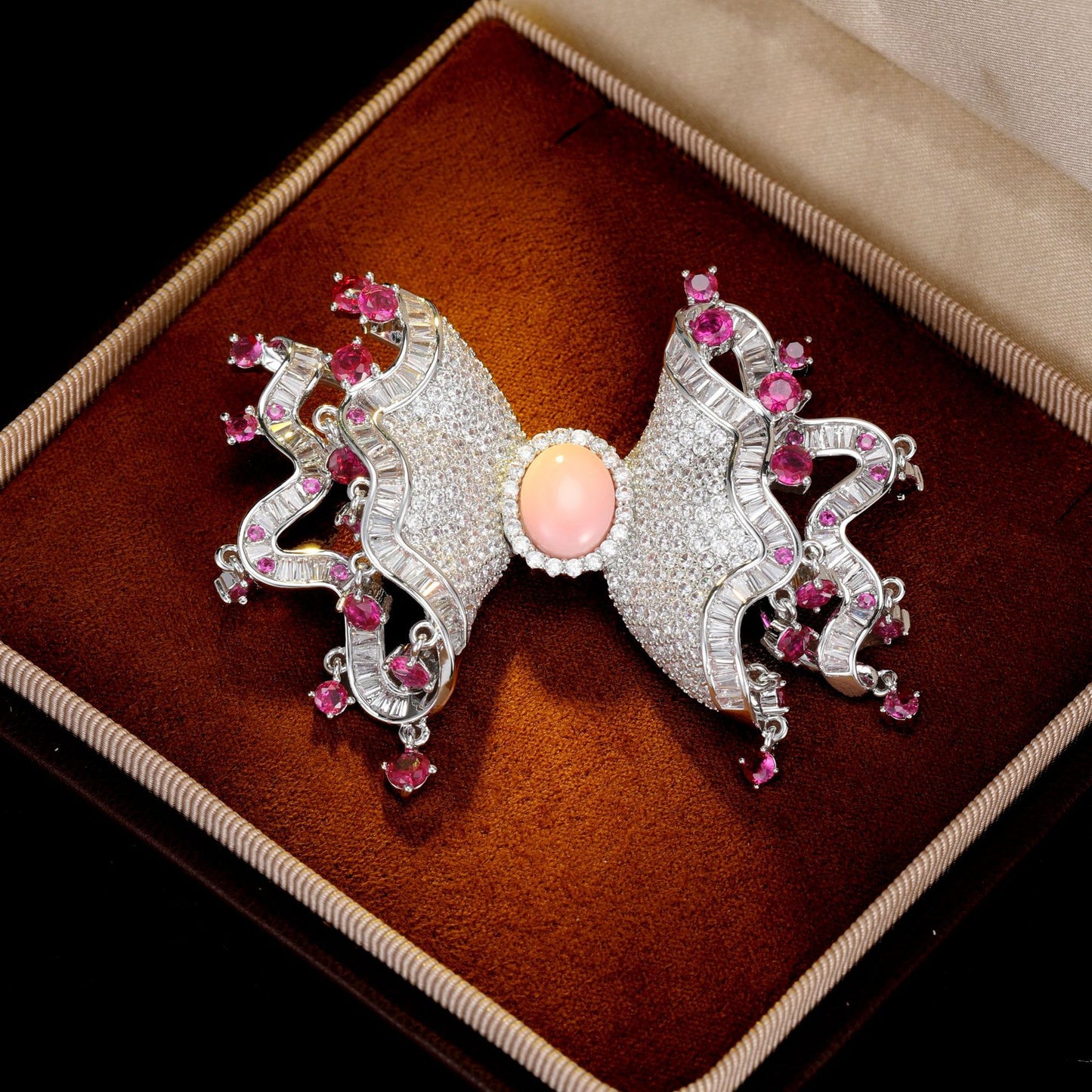 2025 New natural queen shell micro-inlaid copper zircon bow brooch women's high-end luxury coat suit accessories corsage