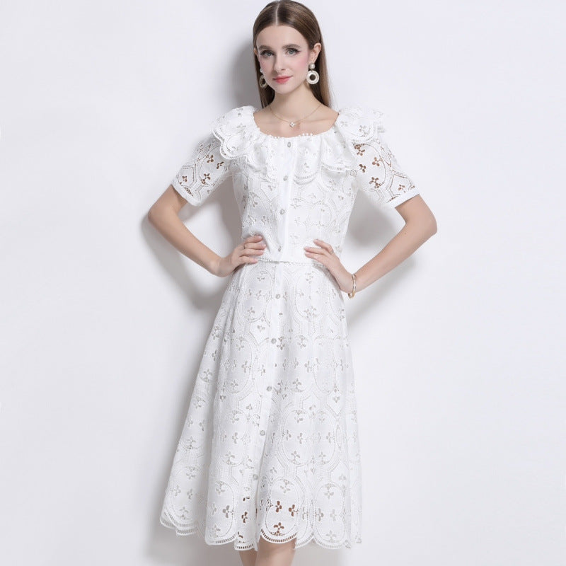 lace square neck ruffle leaf edge two-piece suit skirt, high sense, light and mature style, white top, half-length skirt.