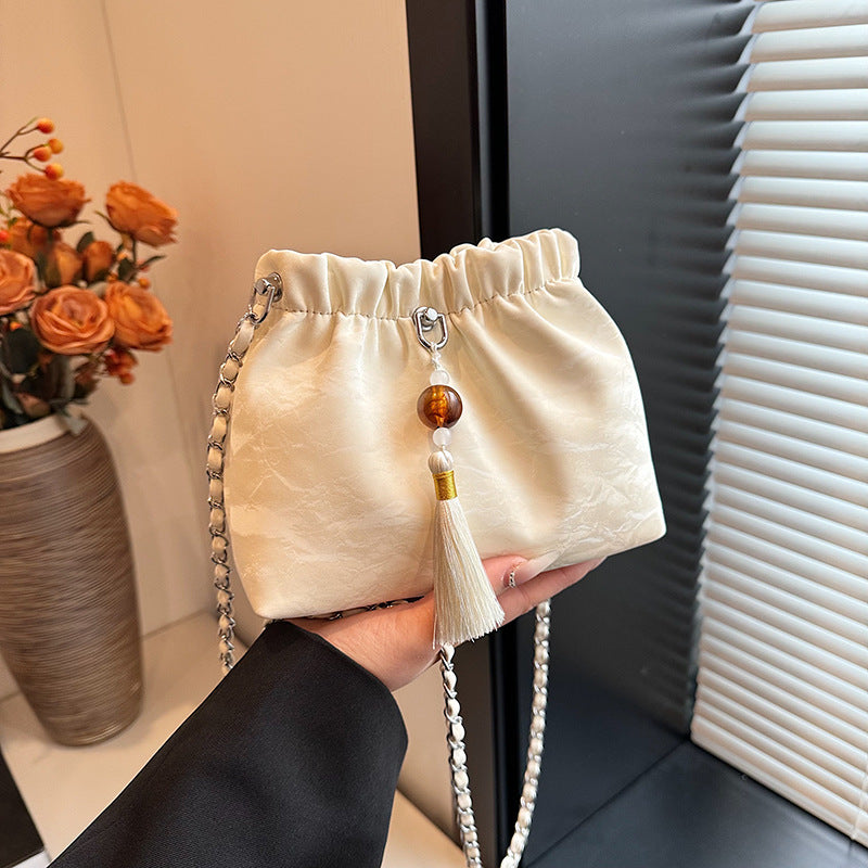 VLOVELAW 2025 Niche design messenger chain bag women's popular new trendy fashion portable commuter bag premium texture bucket bag