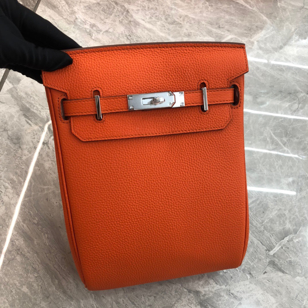 VLOVELAW 2025 Universal bag popular new Kai breast bag togo cowhide simple and fashionable shoulder bag first layer cowhide oblique backpack