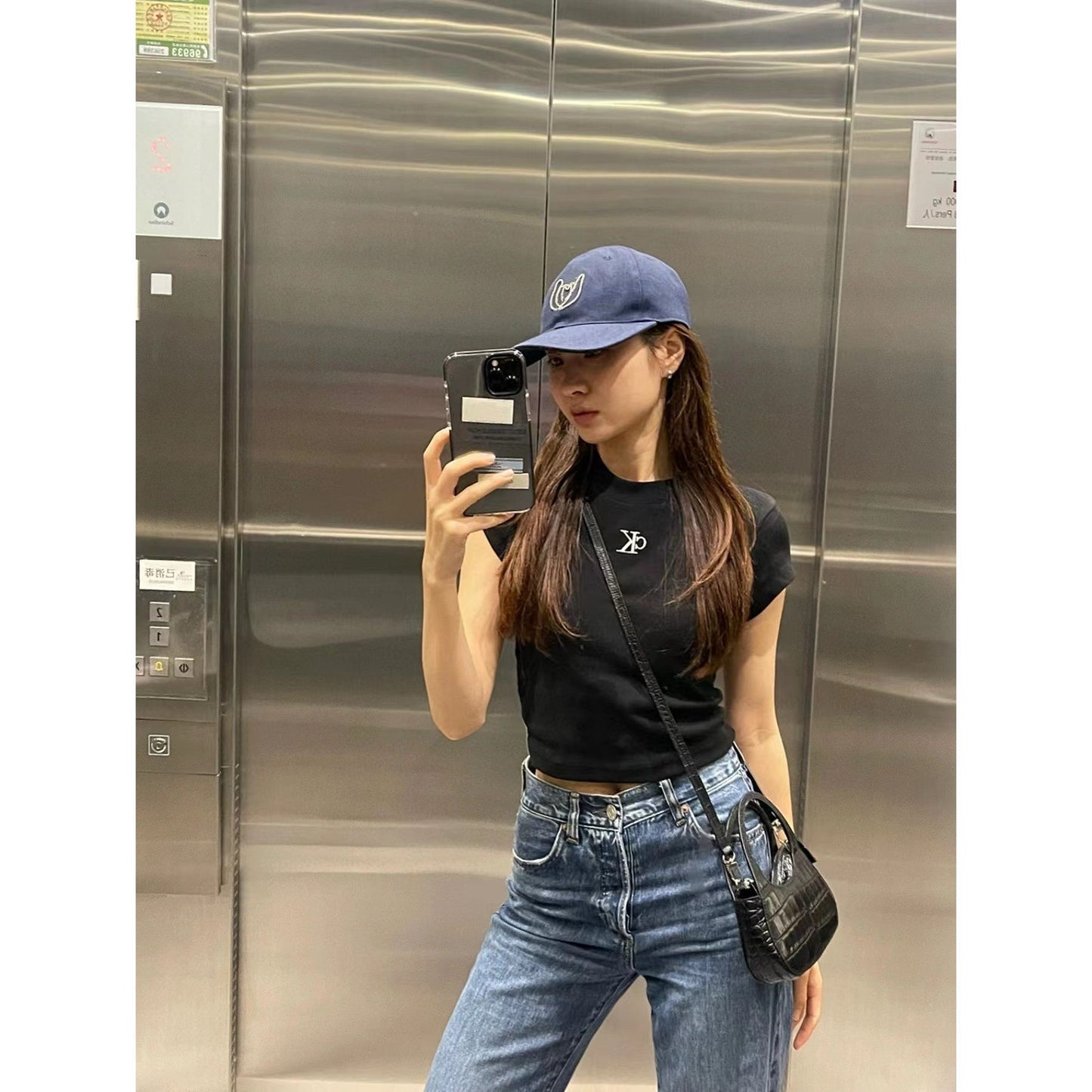 VLOVELAW Jennie Jin Zhini Same Style Crew Neck Casual Slim Fit Short Short Sleeve T-shirt Women's Summer New Simple Top