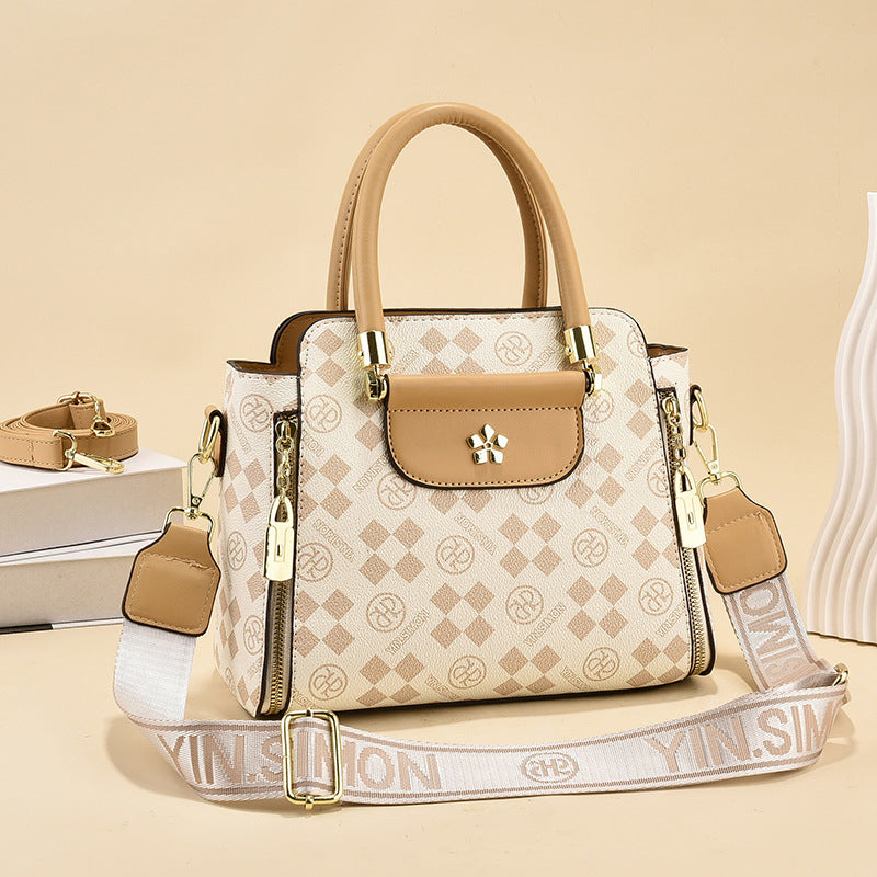 VLOVELAW 2025 The manufacturer's large-capacity bag popular new bag women's 2022 is popular this year, and one MKMT portable women's bag will be sent on behalf of others.