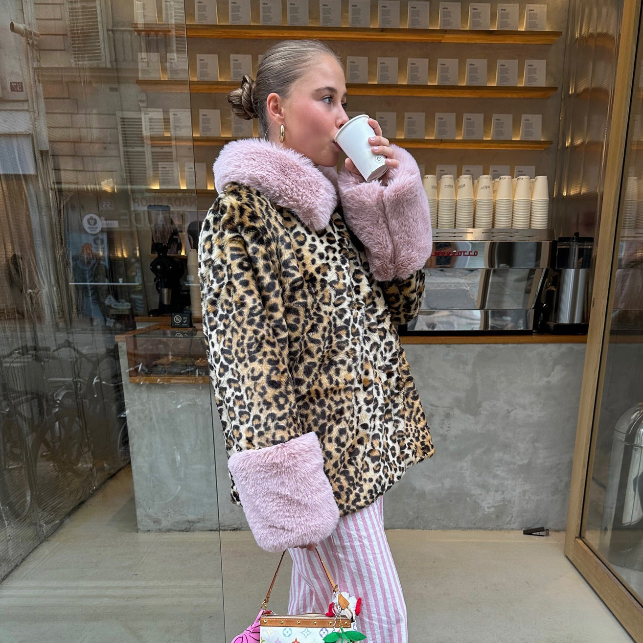 2025 retro leopard print splicing coral fleece jacket women's sweet and spicy wind niche plush cardigan women's jacket high sense