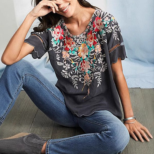 2025 summer Popular trade women's clothing short-sleeved embroidered top embroidered shirt crew neck shirt new