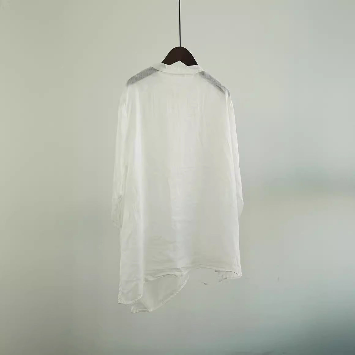 Literary and casual irregular ramie shirt, niche design retro tooling stand-up collar seven-quarter sleeve top W22281