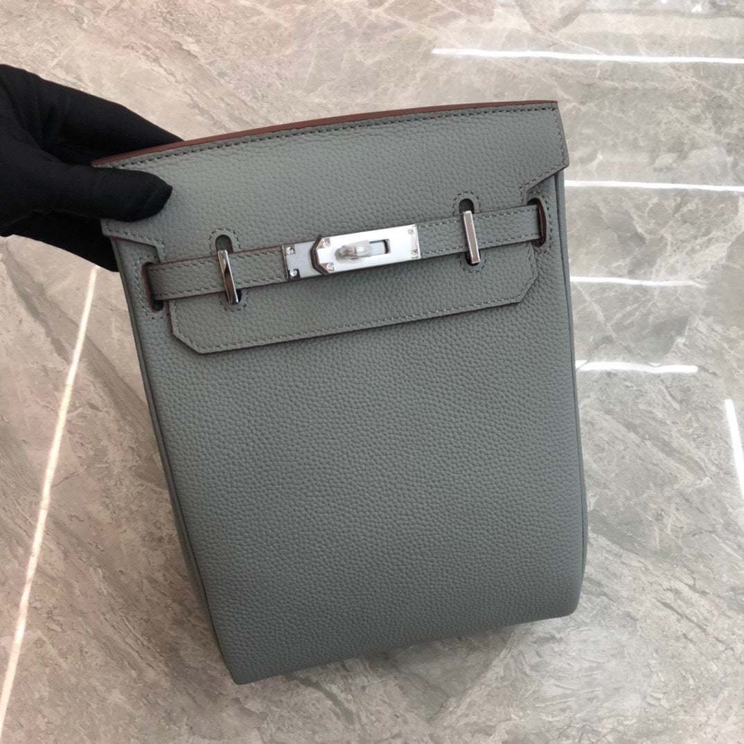 VLOVELAW 2025 Universal bag popular new Kai breast bag togo cowhide simple and fashionable shoulder bag first layer cowhide oblique backpack