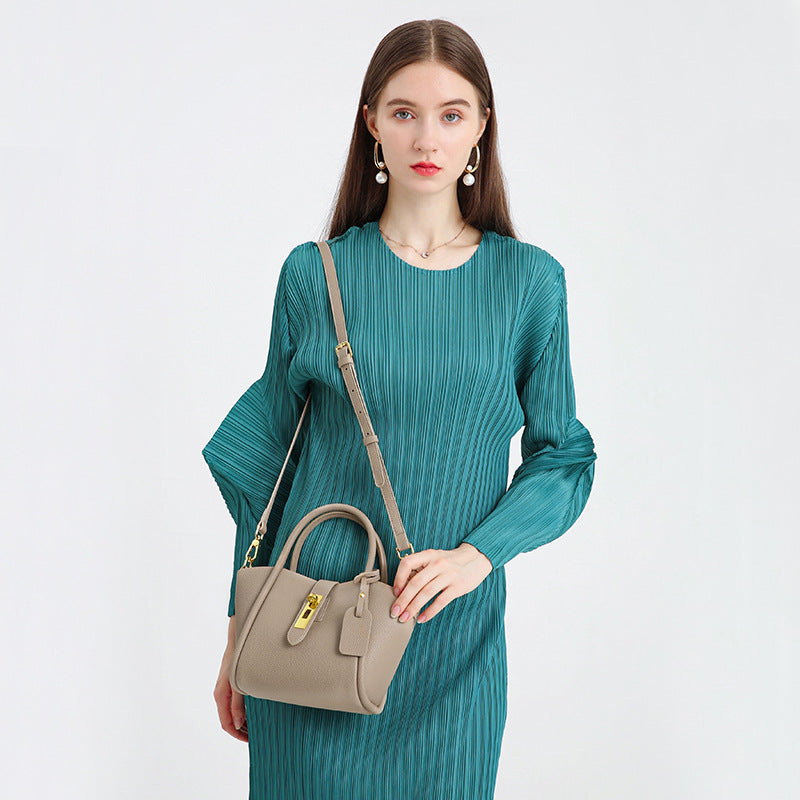VLOVELAW 2025 This year's popular vegetable basket bag 2022 new leather women's bag bucket bag women's summer women's handbag messenger