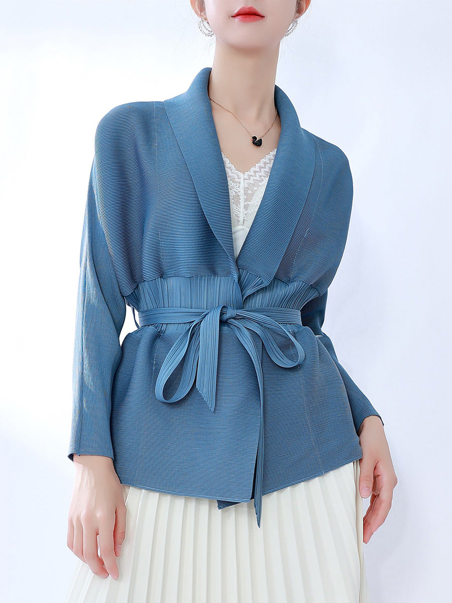 2025 Fashion versatile knitted sweater jacket women's cardigan design sense splicing pleated Korean wear early autumn top
