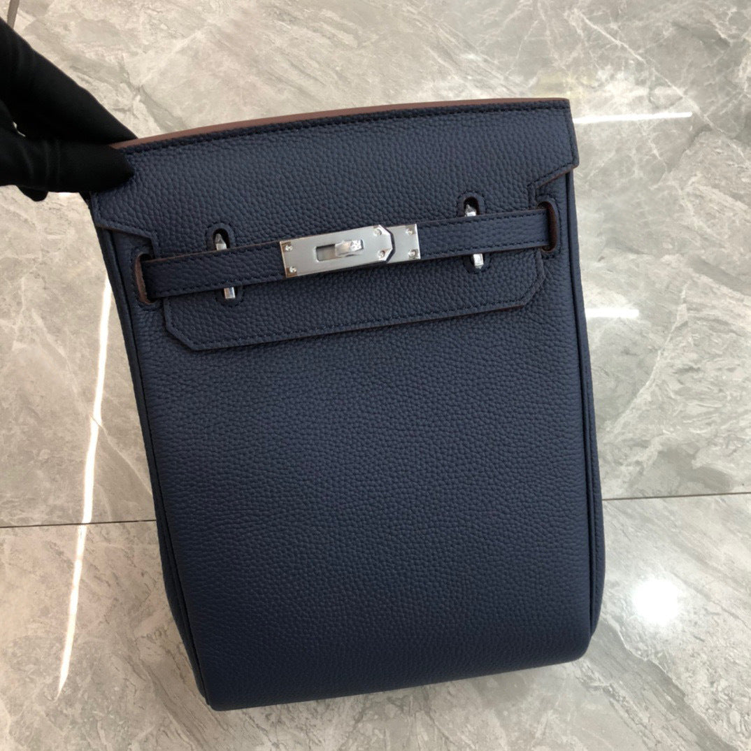 VLOVELAW 2025 Universal bag popular new Kai breast bag togo cowhide simple and fashionable shoulder bag first layer cowhide oblique backpack