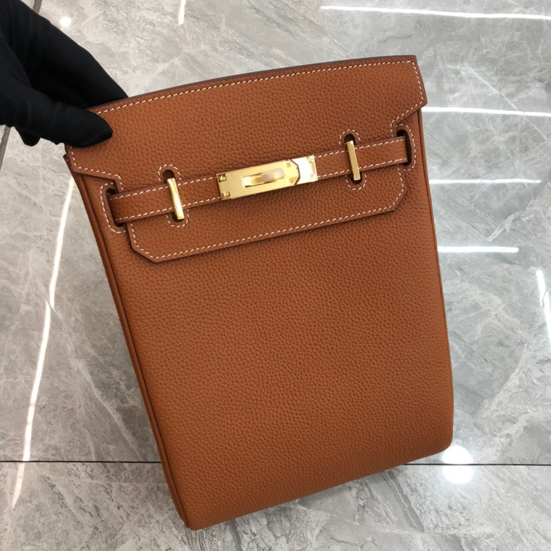 VLOVELAW 2025 Universal bag popular new Kai breast bag togo cowhide simple and fashionable shoulder bag first layer cowhide oblique backpack