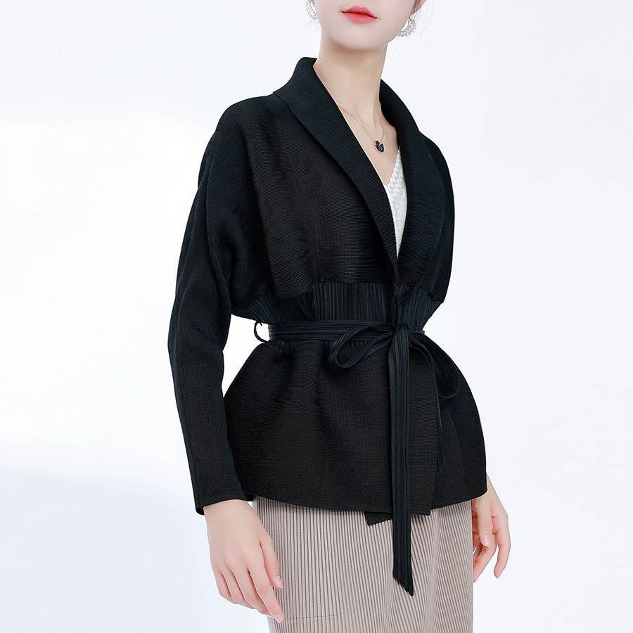 2025 Fashion versatile knitted sweater jacket women's cardigan design sense splicing pleated Korean wear early autumn top